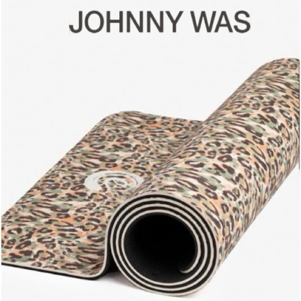 NEW JOHNNY WAS Calme Yoga Mat & Carrying Bag Set